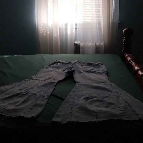 Torrid Festi Super Flare Jeans - Picture 2 of 6